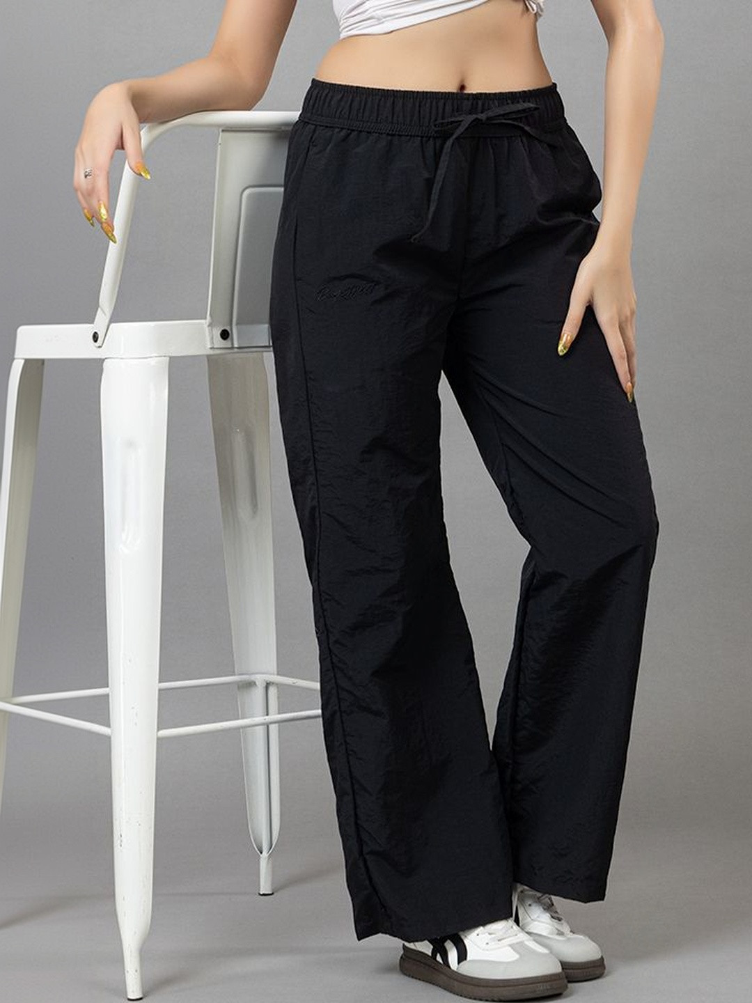BAYSTREET Women Regular Fit Track Pants