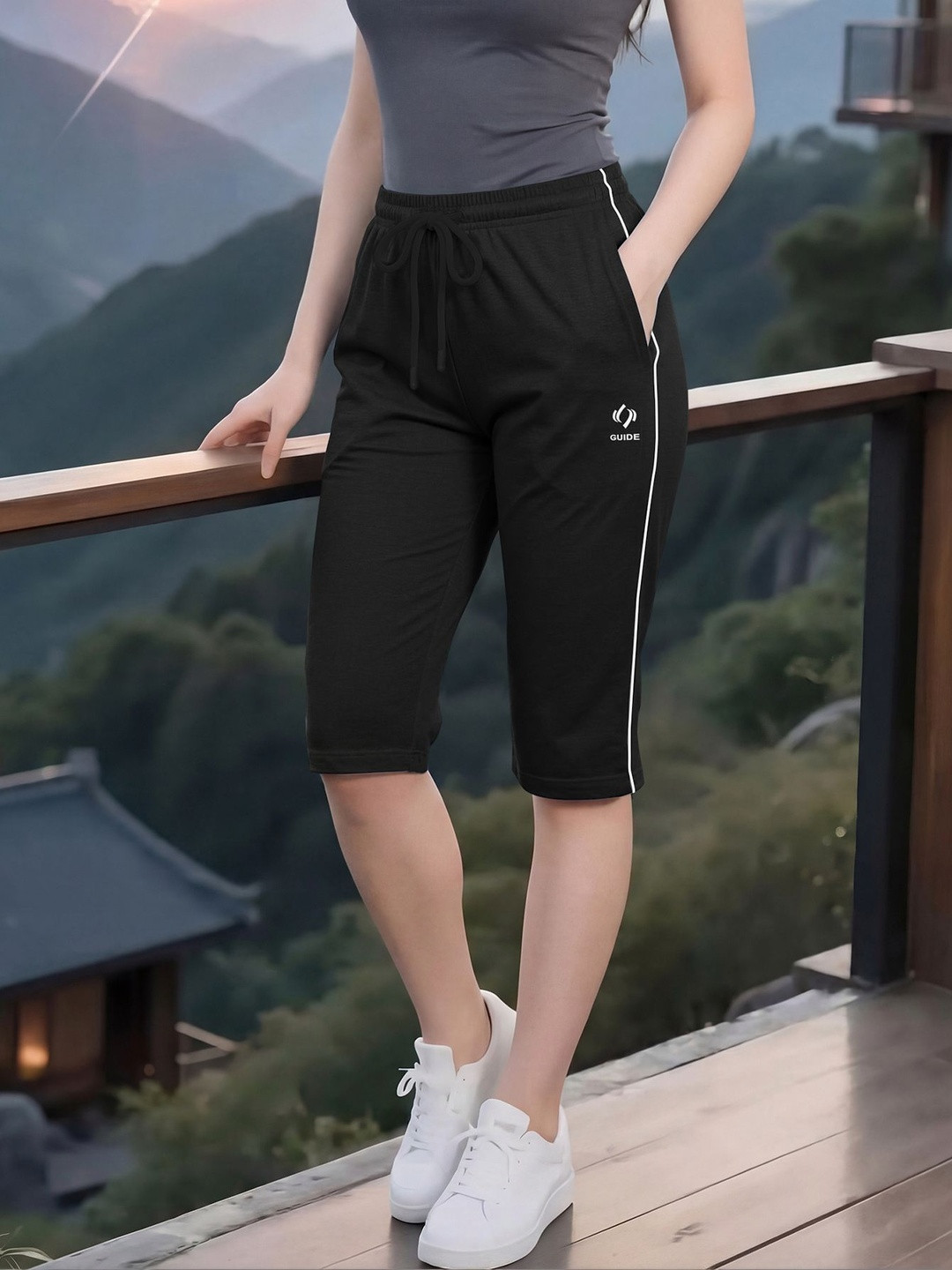 GUIDE Regular Fit Capris