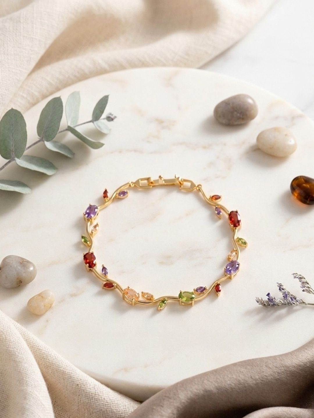 Sparkly You Women Gold-Plated Anti Tarnish Tulip Bracelet