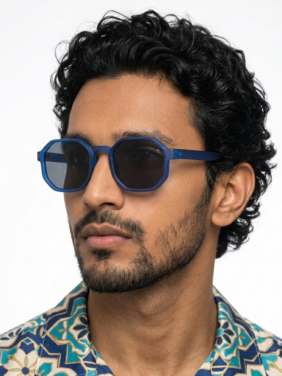 Eyejack by Voyage Unisex Wayfarer Sunglasses with UV Protected Lens 5611CL1039