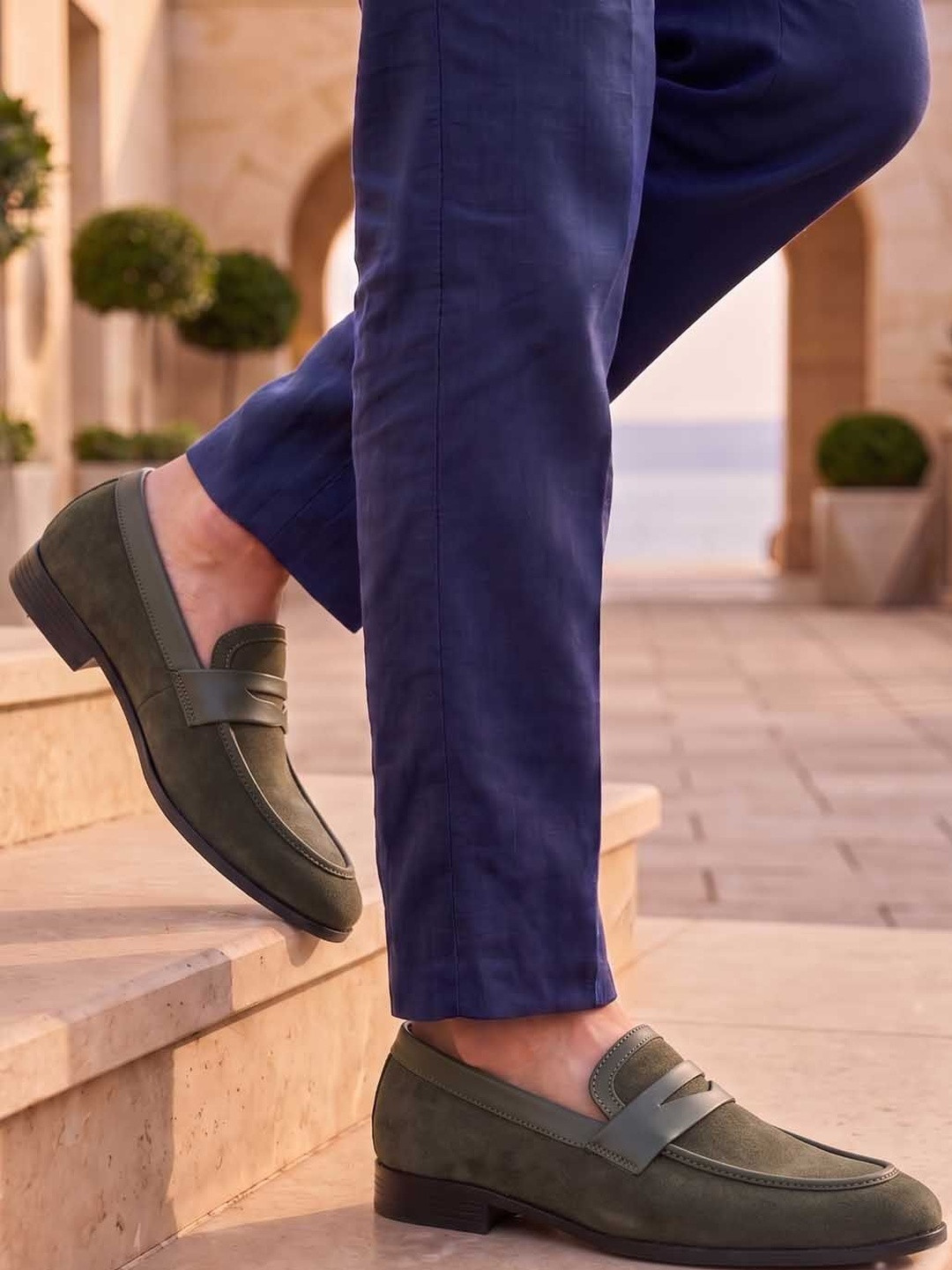 HERE&NOW Men Synthetic Leather Round Toe Slip-On Formal Loafers