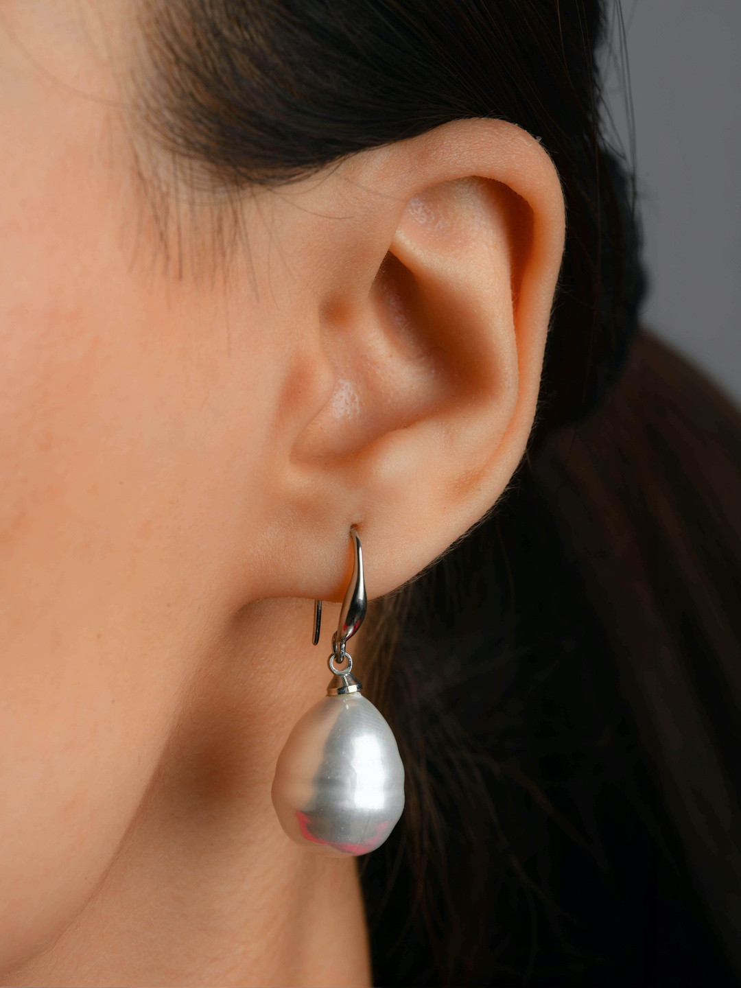 Totapari Silver-Plated Serenity Pearl Earrings