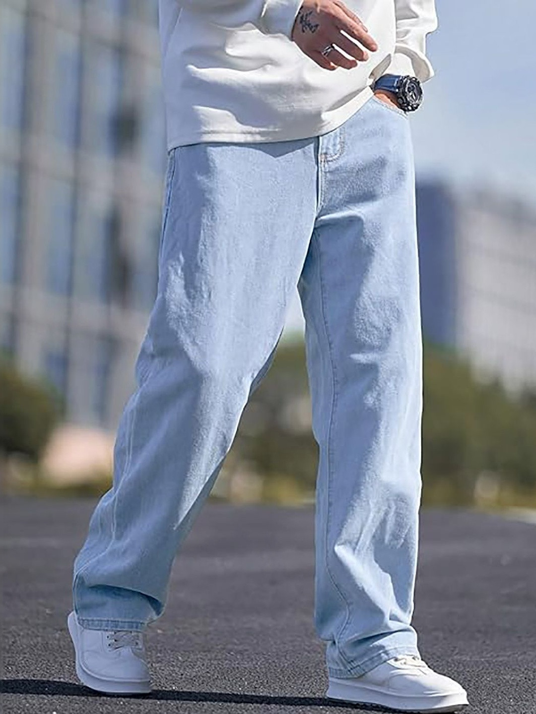 KARVENS Men Relaxed Fit Mid-Rise Light Fade Stretchable Jeans