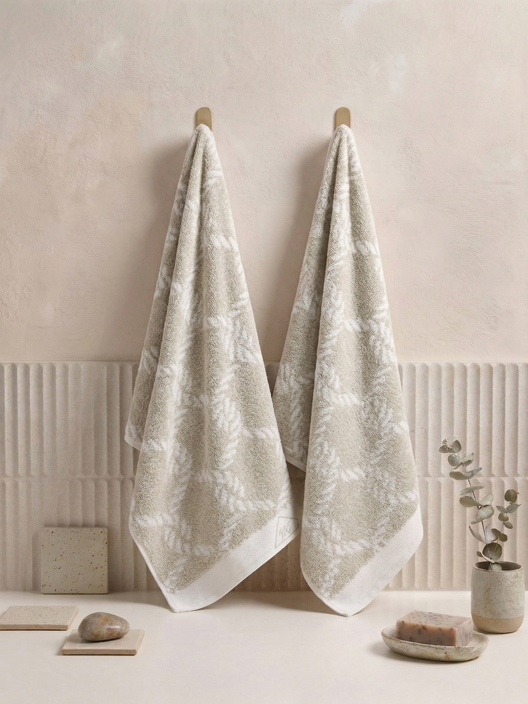 Monte Carlo 2-Pcs Beige & White Textured Pure Cotton 500 GSM Hand Towels
