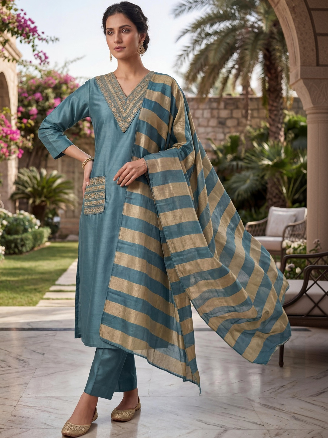 CREEPER Women Ethnic Motifs Embroidered Regular Thread Work Kurta with Trousers & With Dupatta