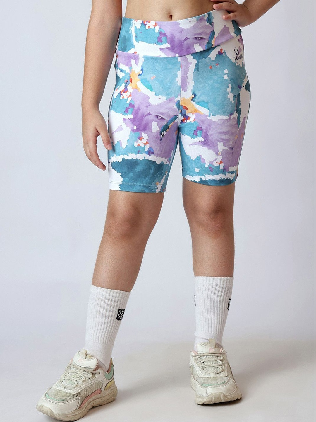 UMILDO Girls Abstract Printed Skinny Fit Cycling Sports Shorts