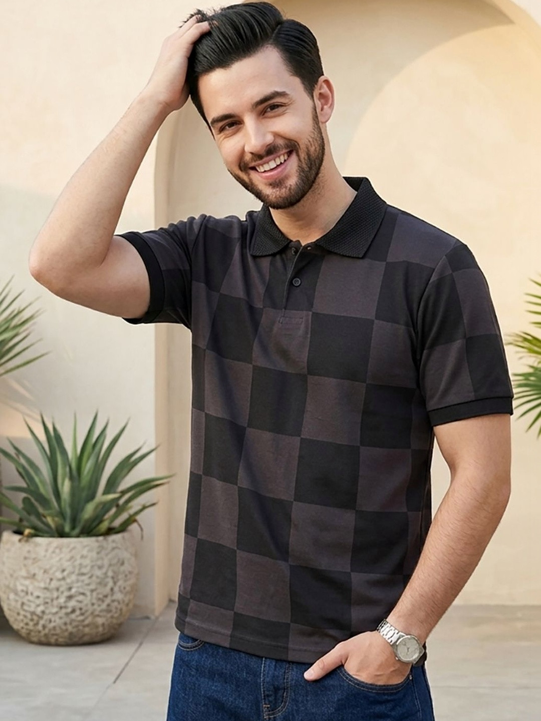 CLUB 44 Men Checked Polo Collar T-shirt