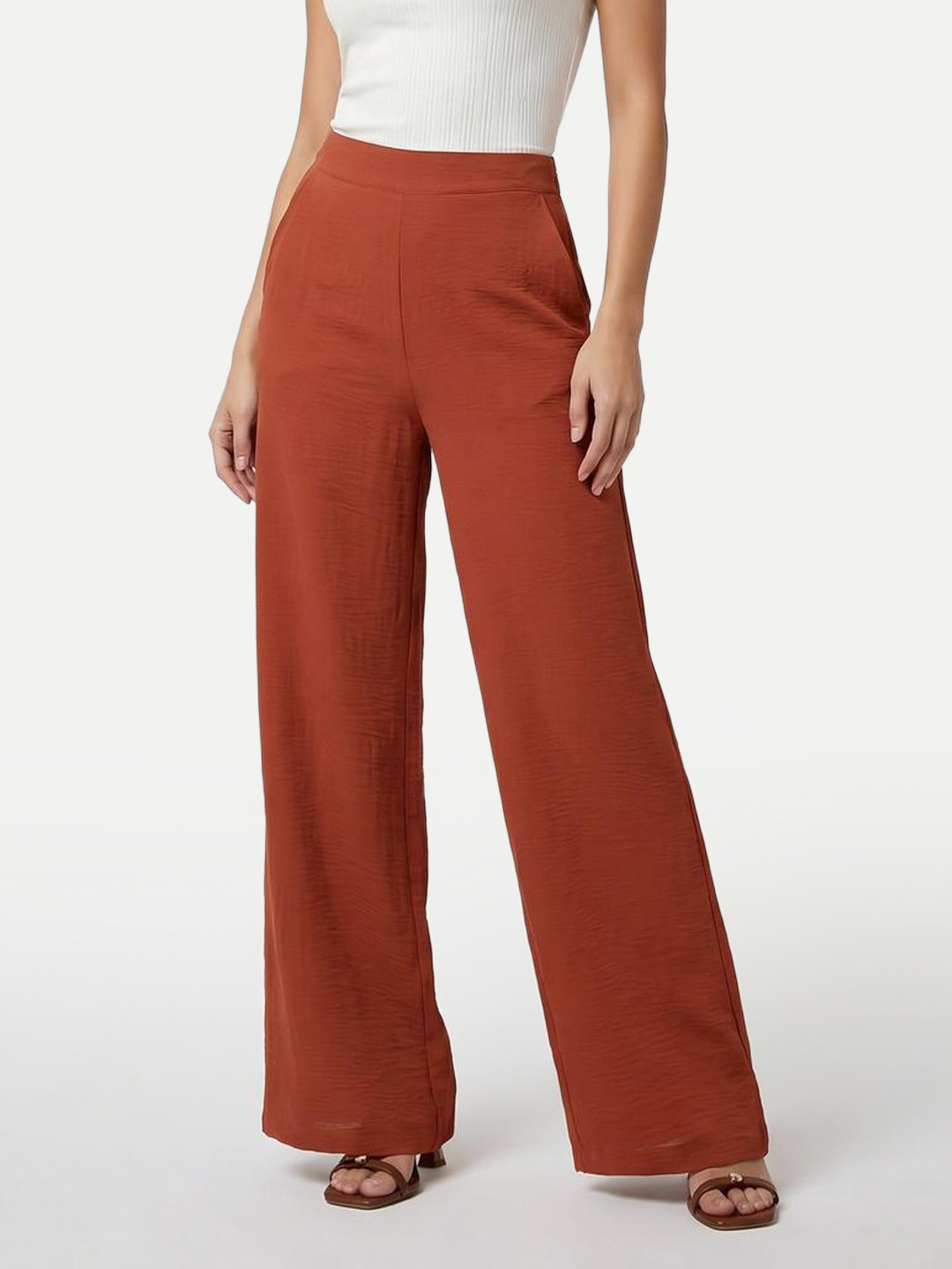 glitchez Crinkled Effect Mid-Rise Wide Leg Cropped Trousers