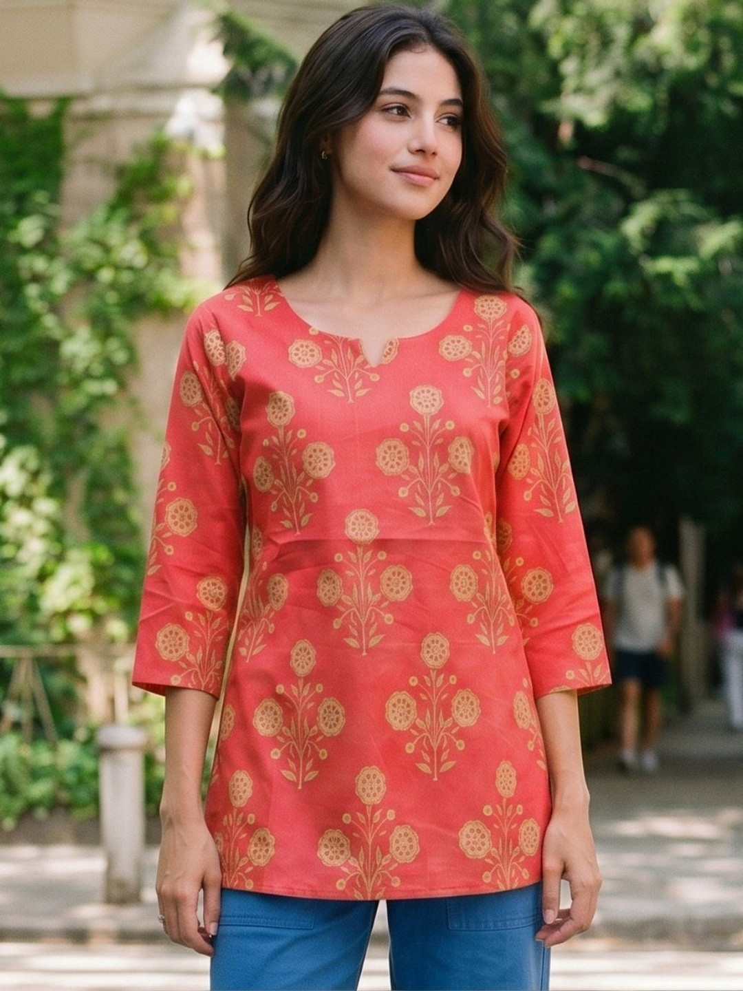 MIKAMI Floral Printed Kurti