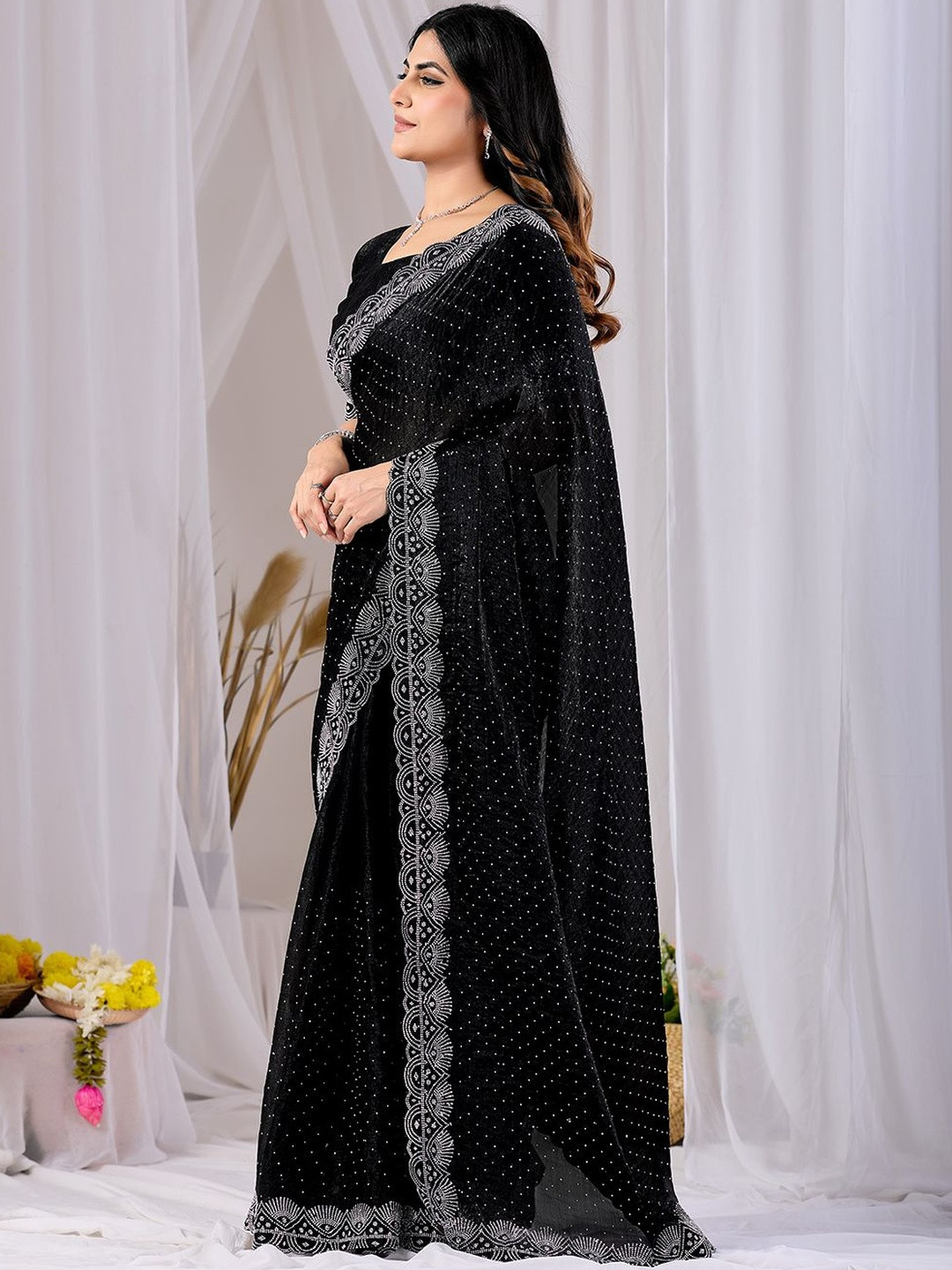 Gownwala Embellished Sequinned Heavy Work Chanderi Saree