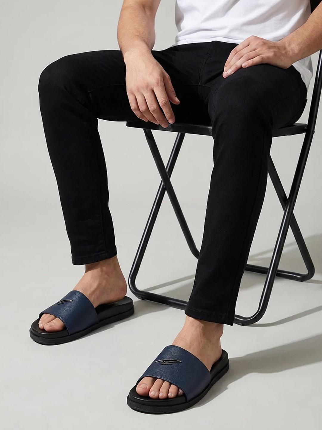 ZEESH Men Solid Ridgeway Leather Sliders