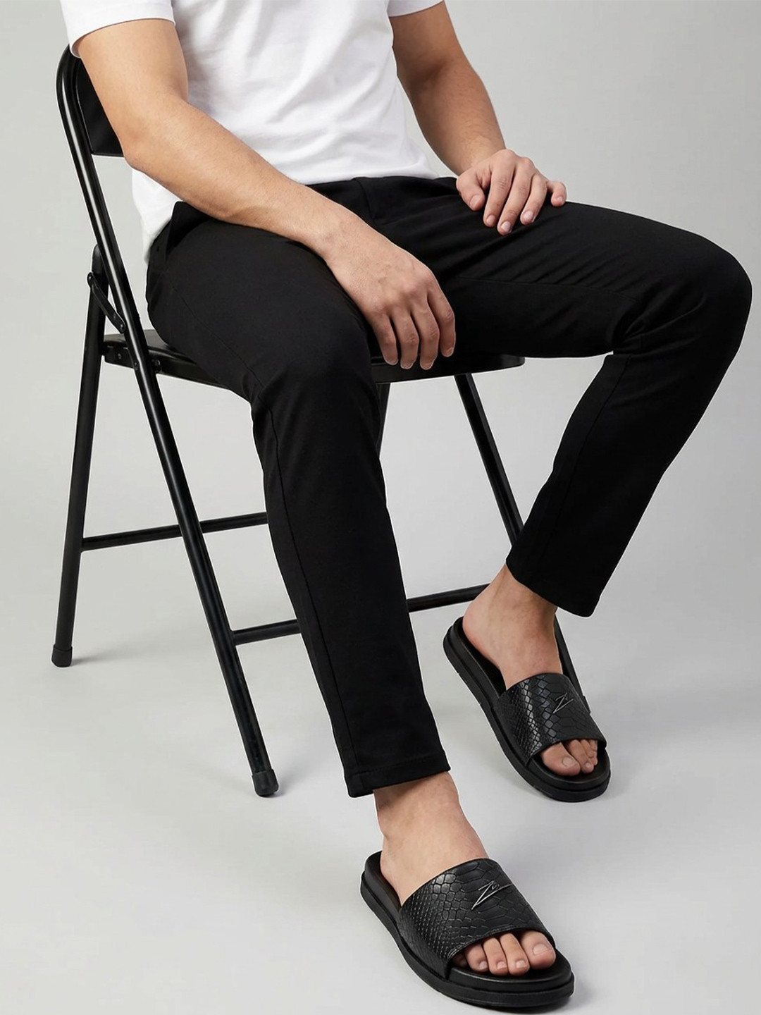 ZEESH Men Self Design Obsidian Leather Sliders Flip Flops