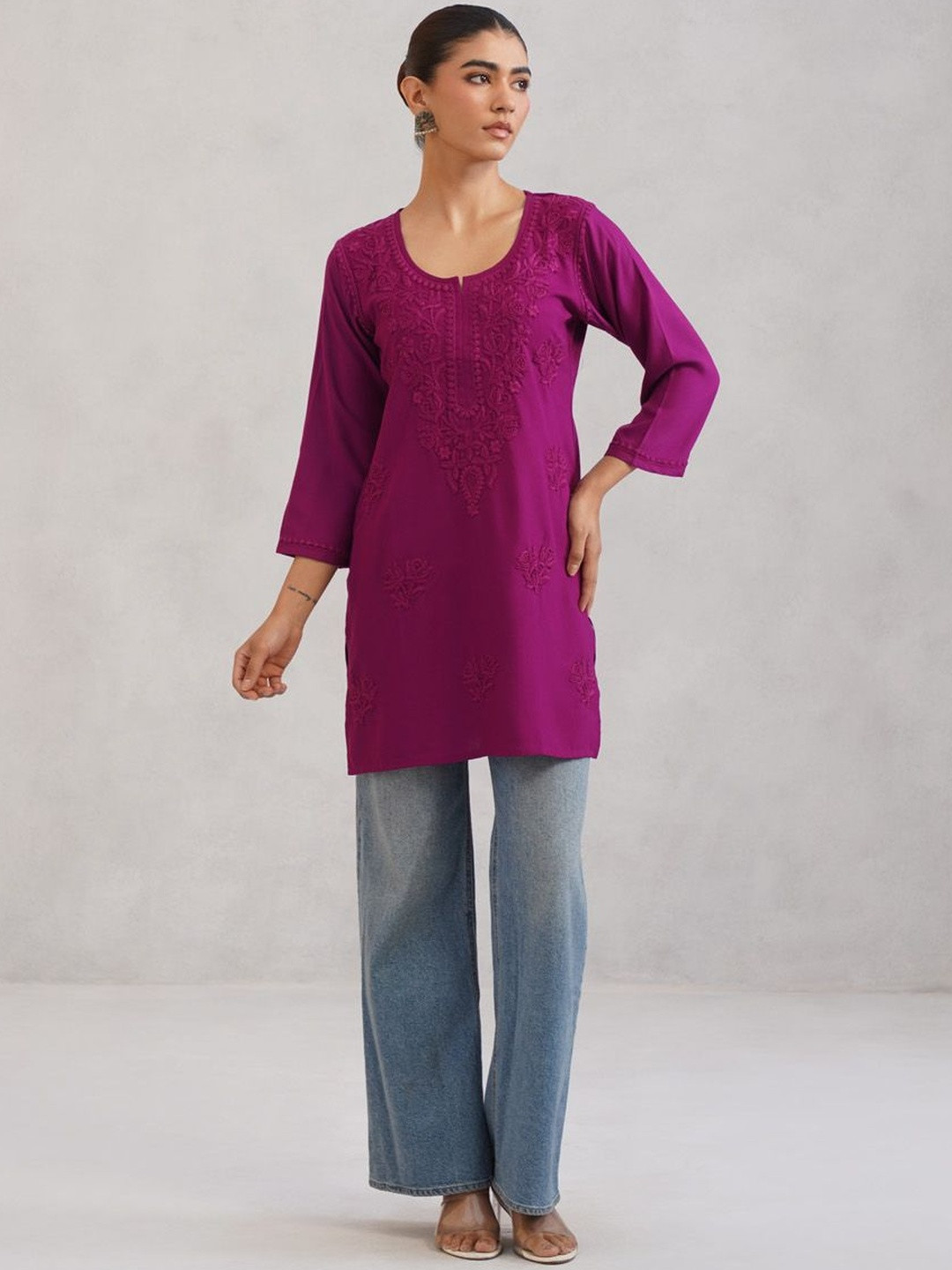 colorkosh Women Floral Purple Ethnic Motifs Embroidered Chikankari Kurta
