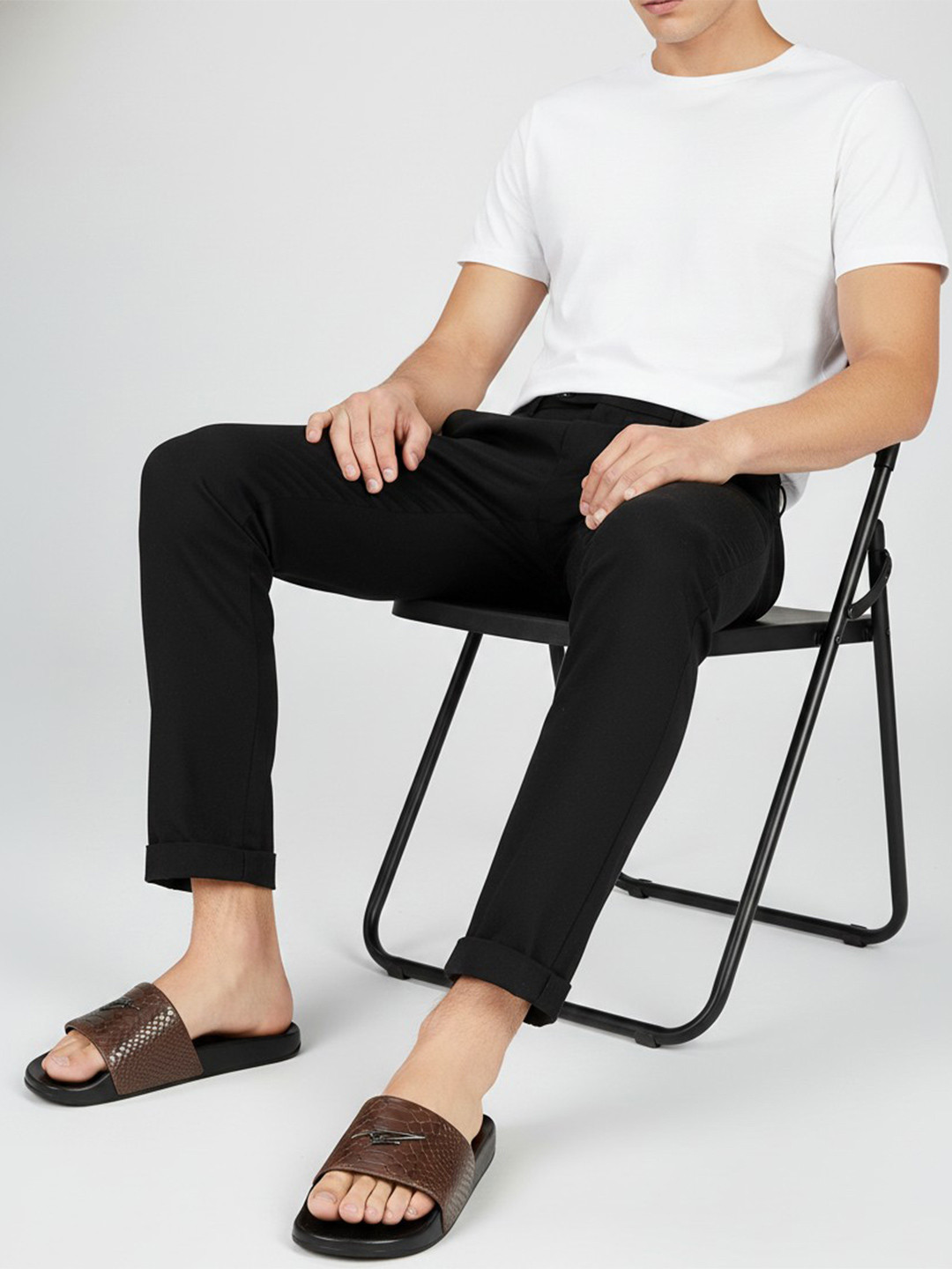 ZEESH Men Textured Bronte Thon Leather Sliders