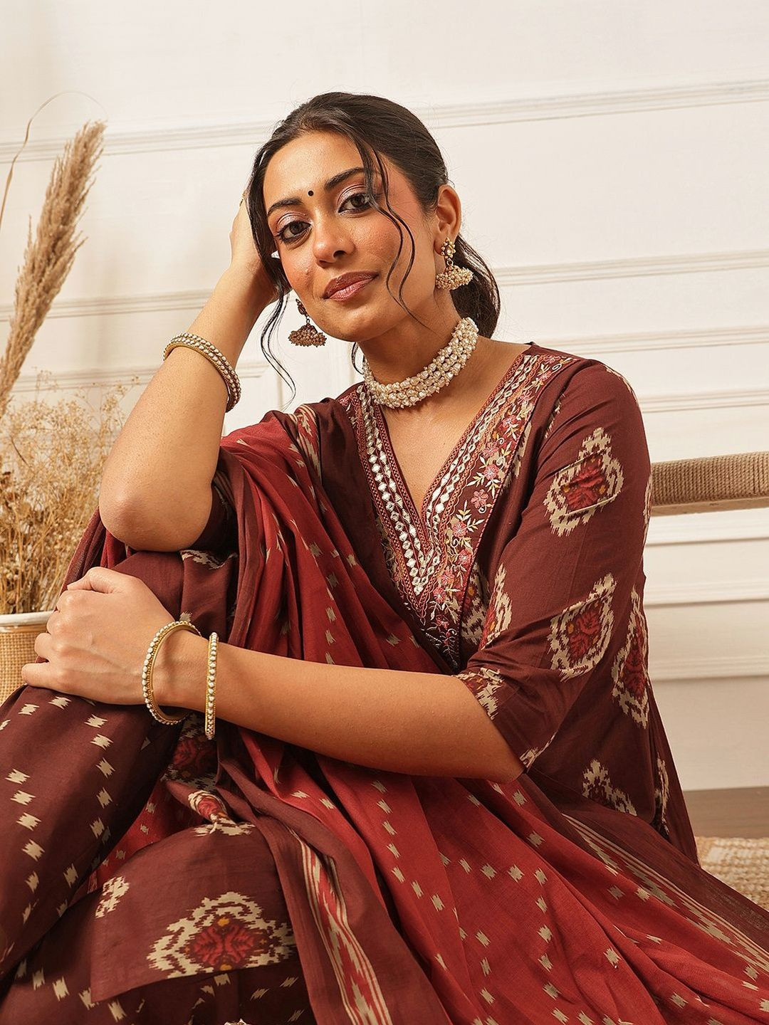 Ginni Arora Label Women Ethnic Motifs Printed Regular Thread Work Pure Cotton Kurta with Trousers & With