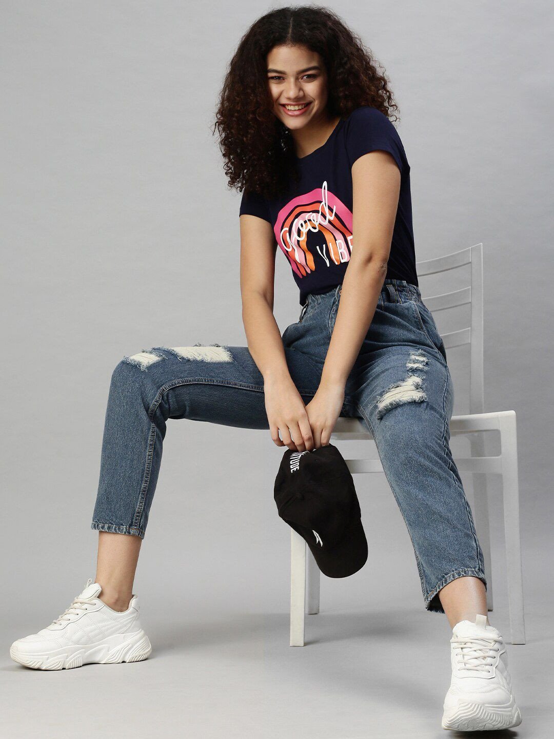 SHOWOFFFF Women Blue High-Rise Highly Distressed Elasticated Cotton Jeans
