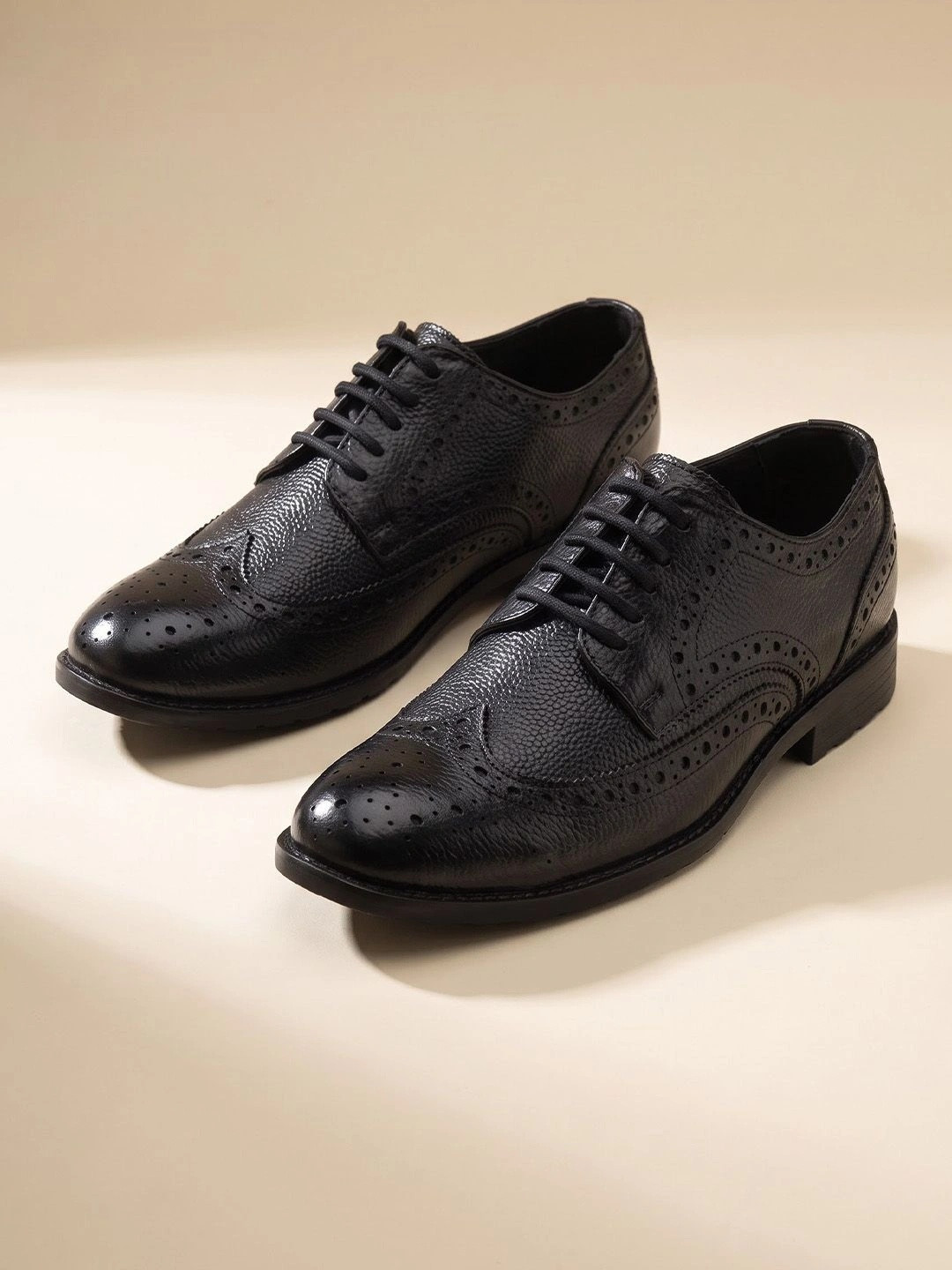 Auserio Men Leather Formal Brogues
