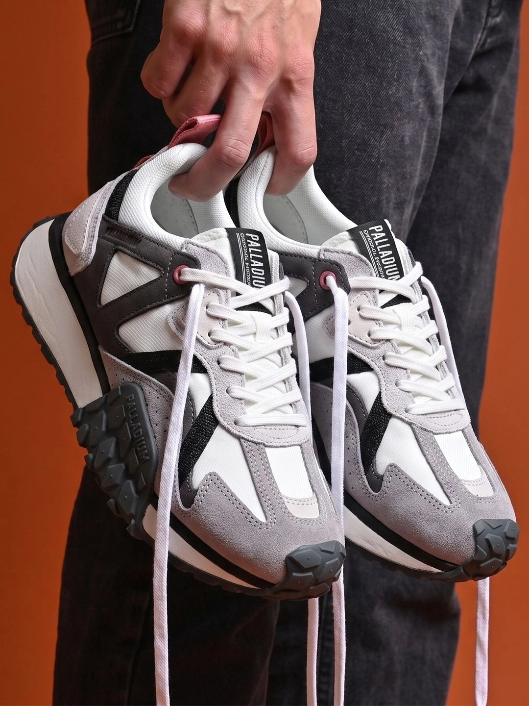 PALLADIUM Mens Troop Runner Outcity Sneakers