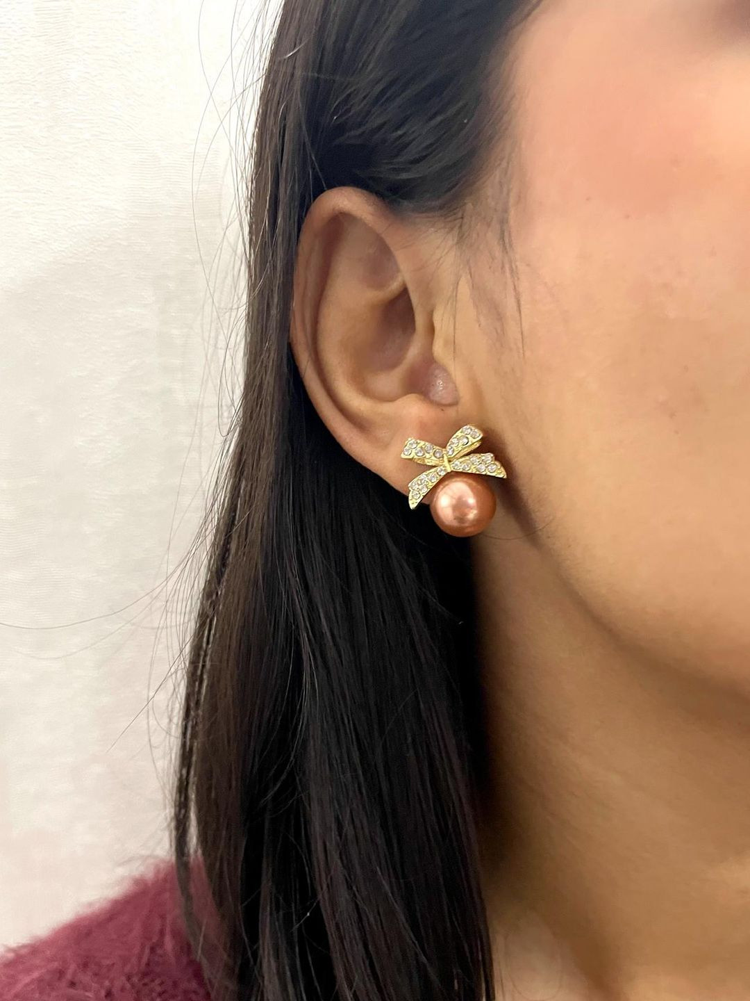 ISHKAARA Gold-Plated Bow Contemporary Studs Earrings