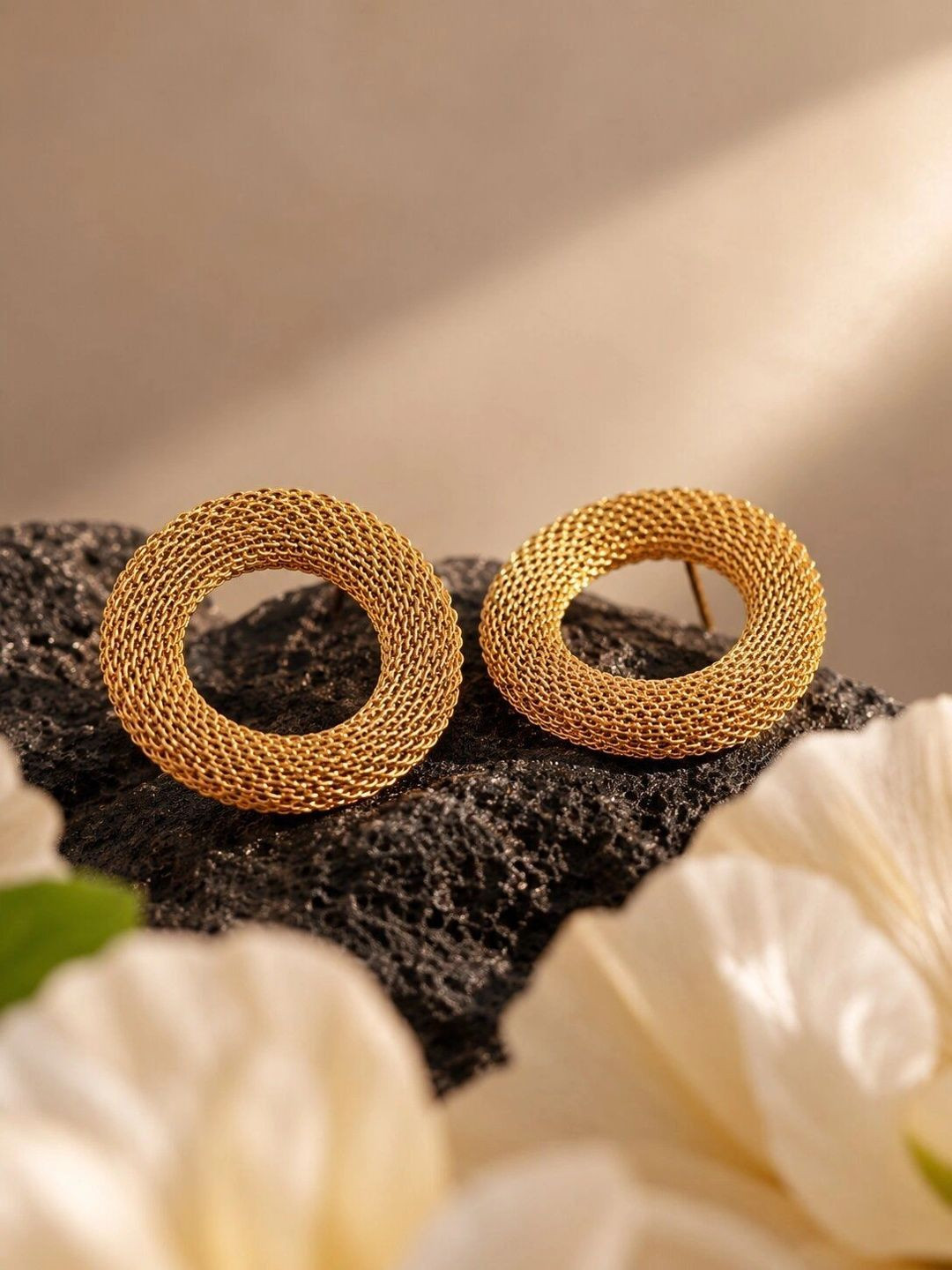 DIVING SWAN Women 18K Thick Gold Plated Serena Mesh Hoops Earrings