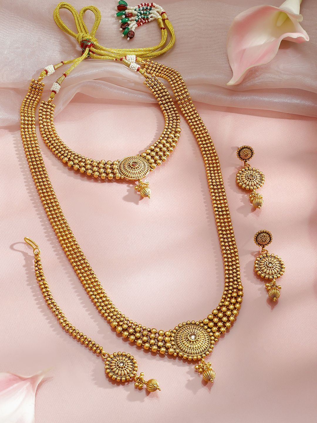 Rubans Women Gold-Plated Kundan Stone-Studded Jewellery Set