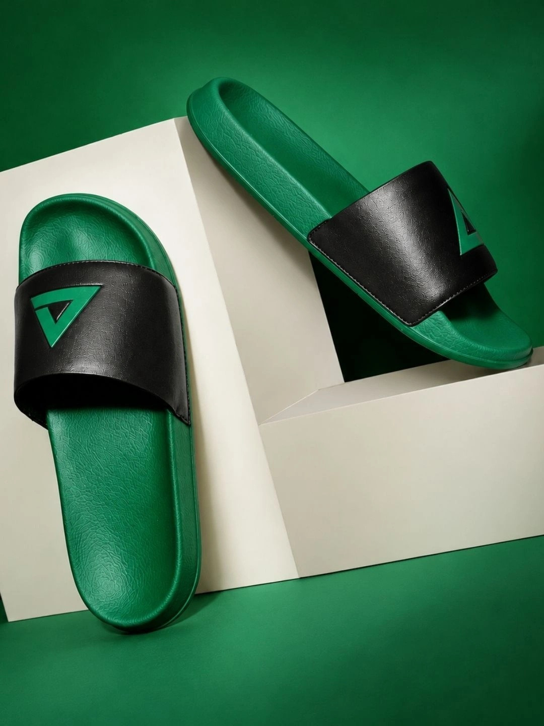 ARVAN Men Sliders