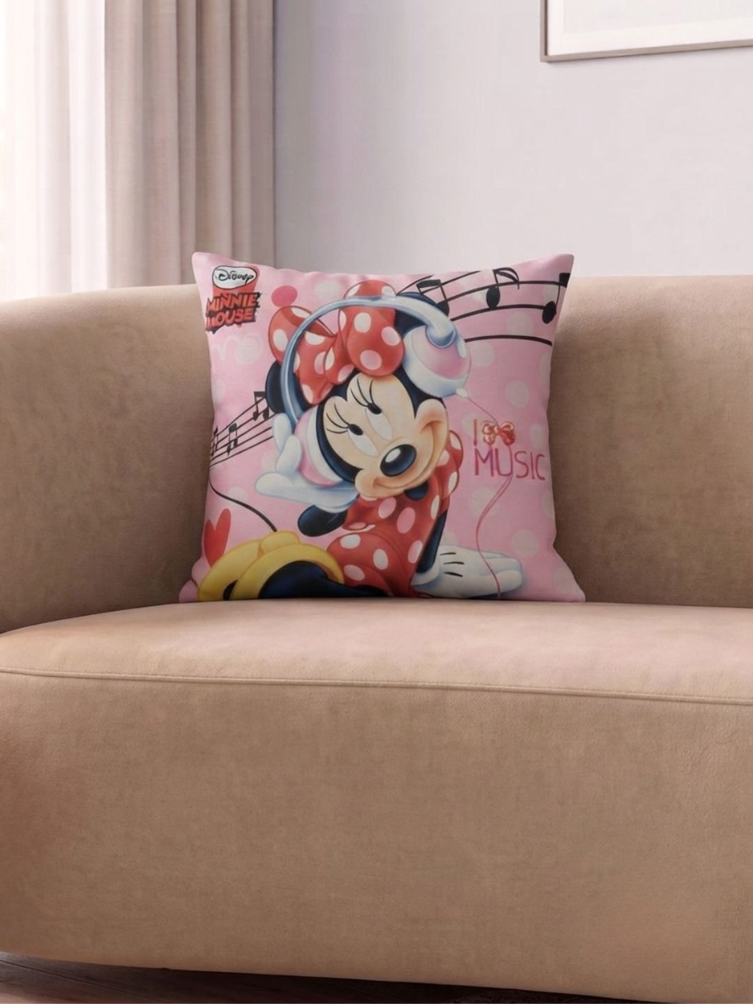 Disney Minnie Mouse Cartoon Characters Polyester Silk Anti-Wrinkle Cushion Cover -16x16In