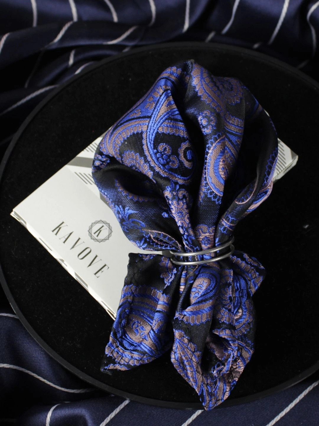 Kavove Men Blue & Grey Printed Pocket Square