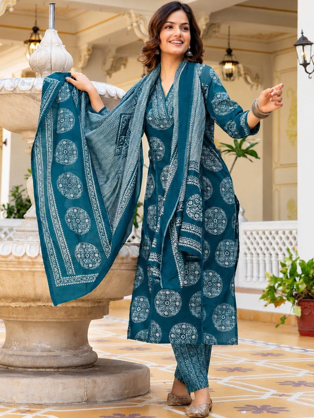 Yashwani Fashion Women Ethnic Printed Regular Pure Cotton Kurta with Palazzo With Dupatta