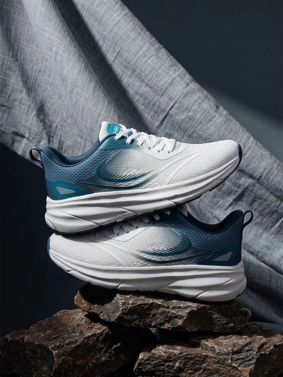 HRX by Hrithik Roshan Men Mesh Running Non-Marking Shoes
