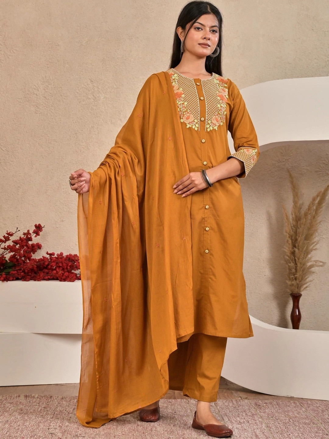 Yashee Women Floral Embroidered Regular Thread Work Pure Cotton Kurta with Trousers & With Dupatta