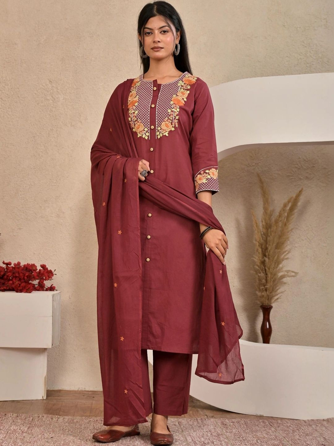 Yashee Women Floral Embroidered Regular Thread Work Pure Cotton Kurta with Trousers & With Dupatta