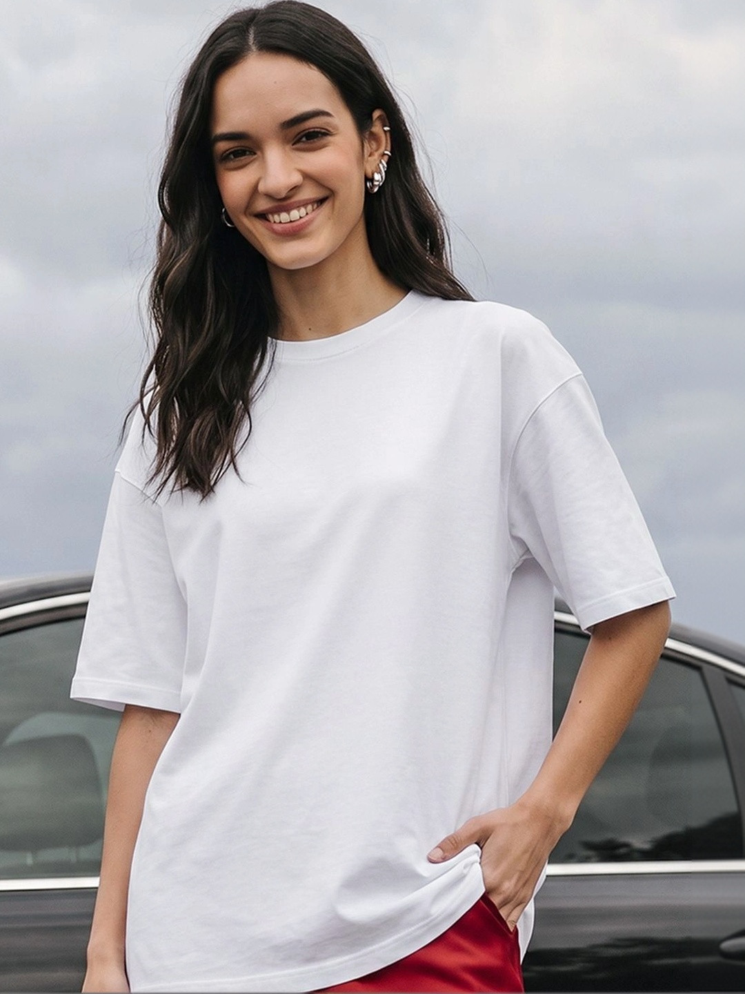 Bewakoof Women Off White Drop-Shoulder Sleeves Oversized T-shirt