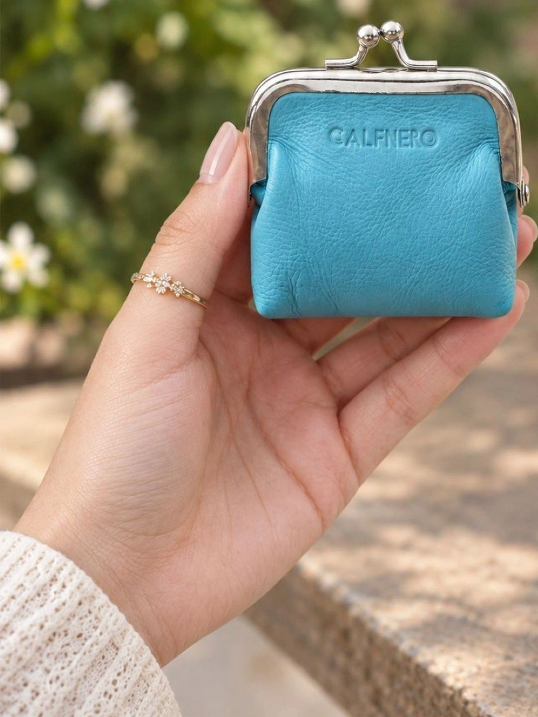 CALFNERO Unisex Leather Money Clip