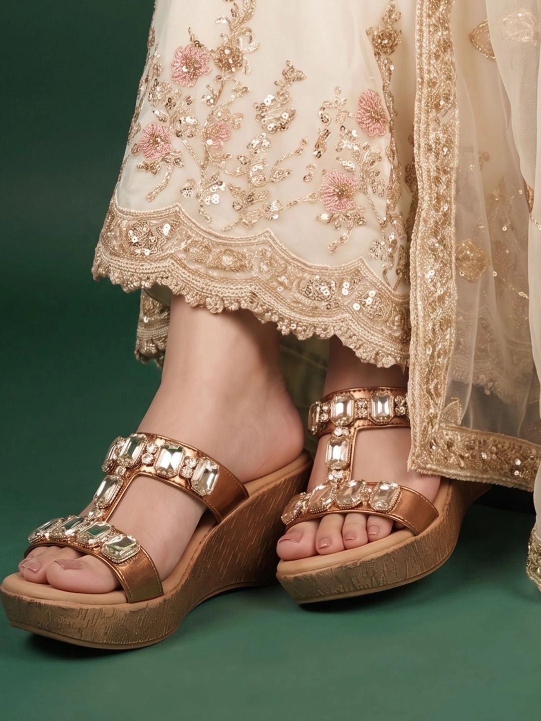 JodyHub Textured Party Wedge Sandals