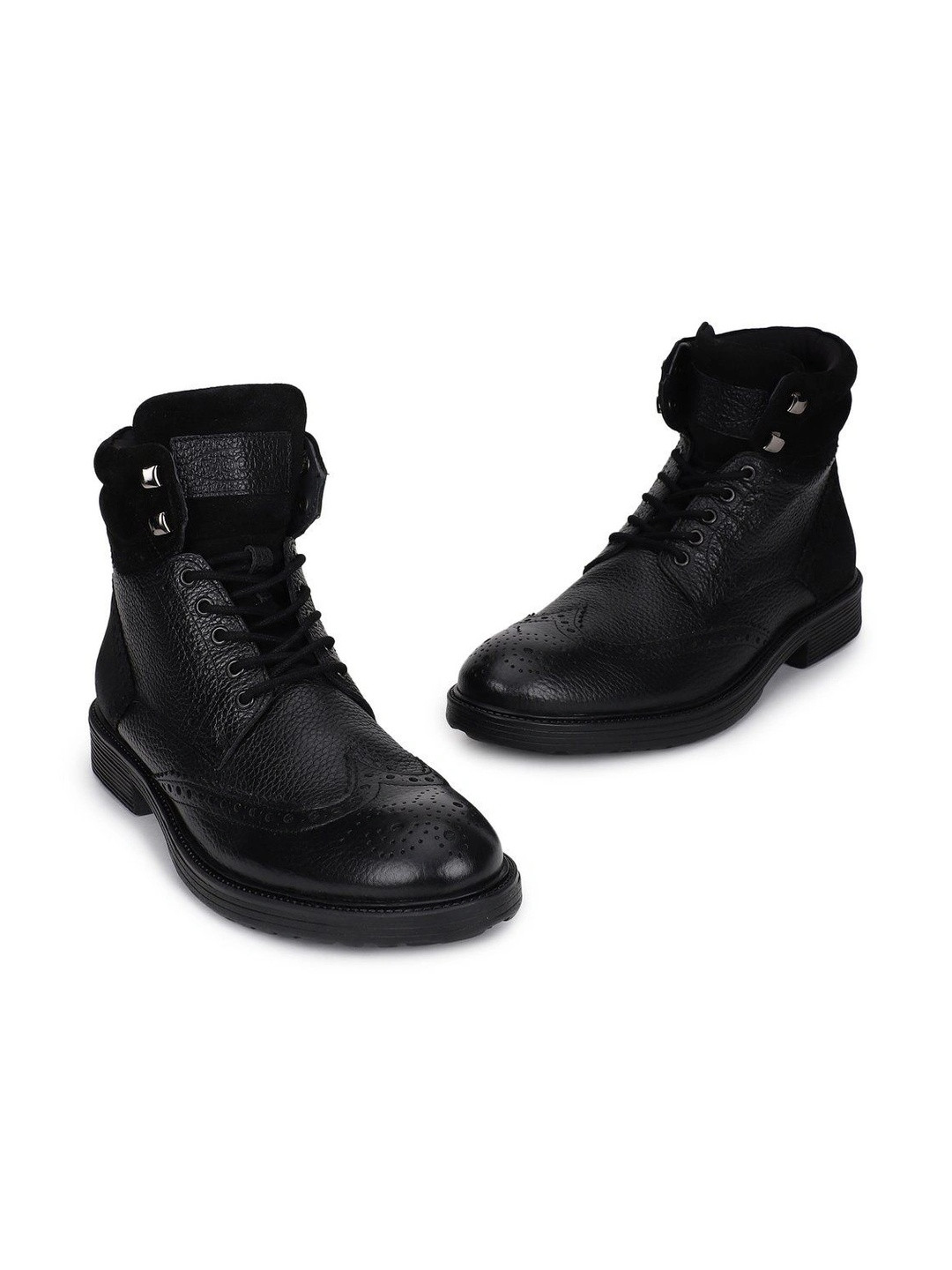 Woods Men Textured Round Toe Lace-Ups Regular Boots