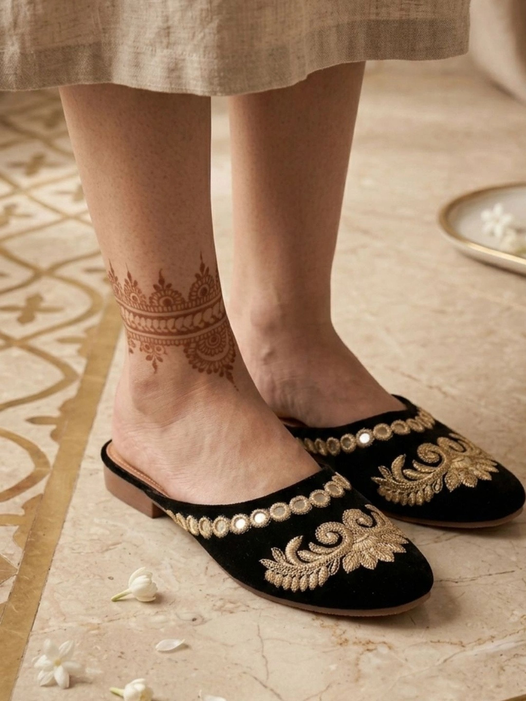 Anouk Women Embellished Ethnic Mules Flats