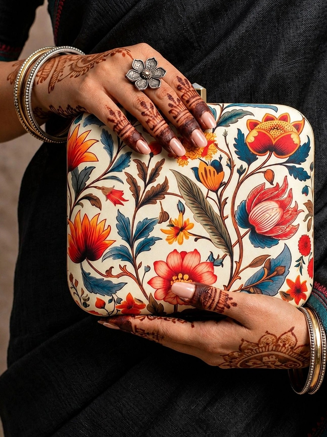 ARTKLIM Floral Printed Box Clutch