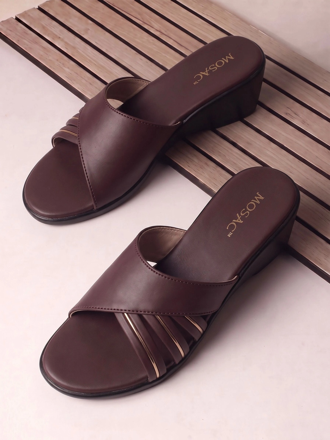 MOSAC Wedge Sandals