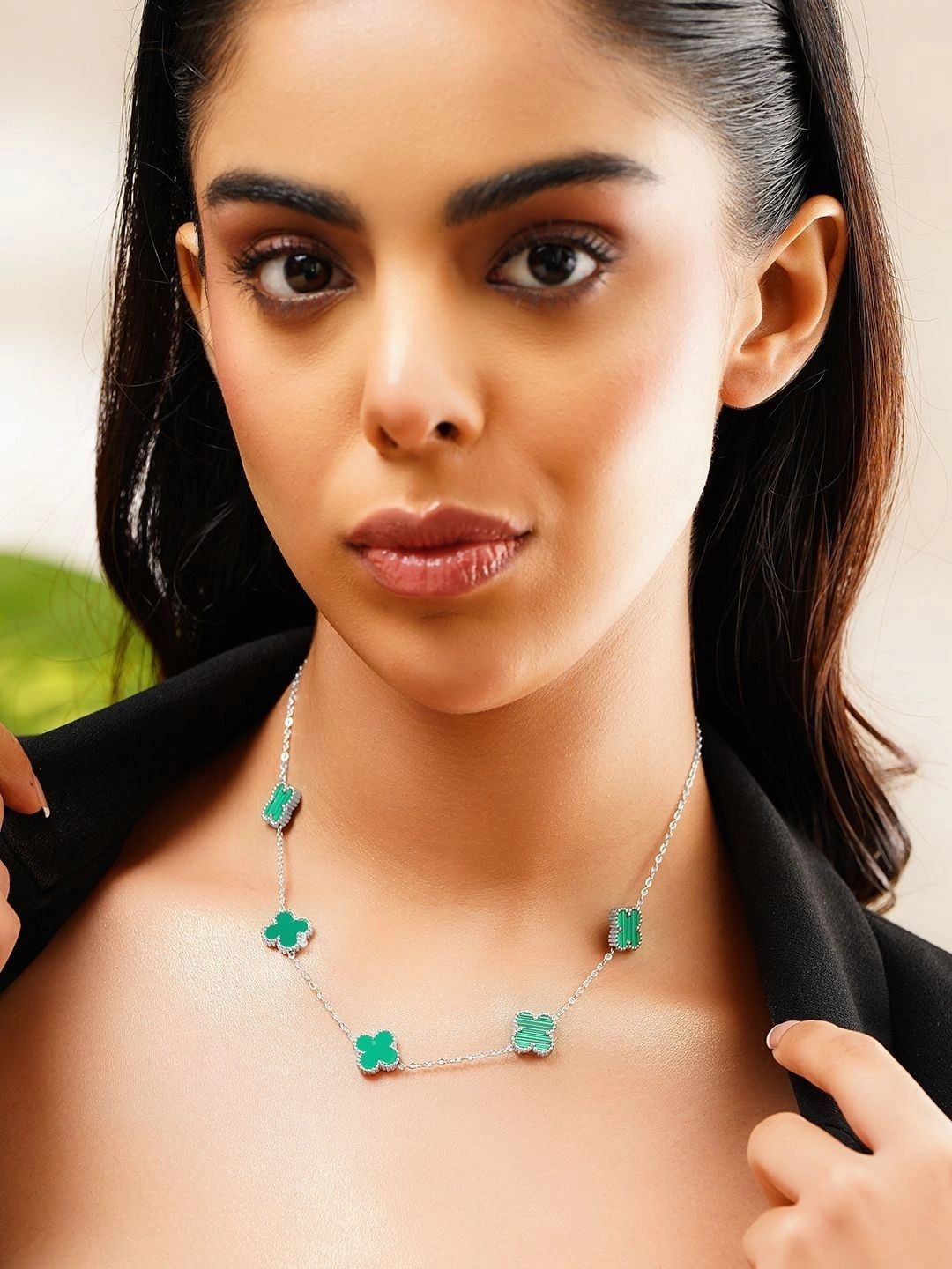 Rubans Rhodium Plated Emerald Green Floral Necklace