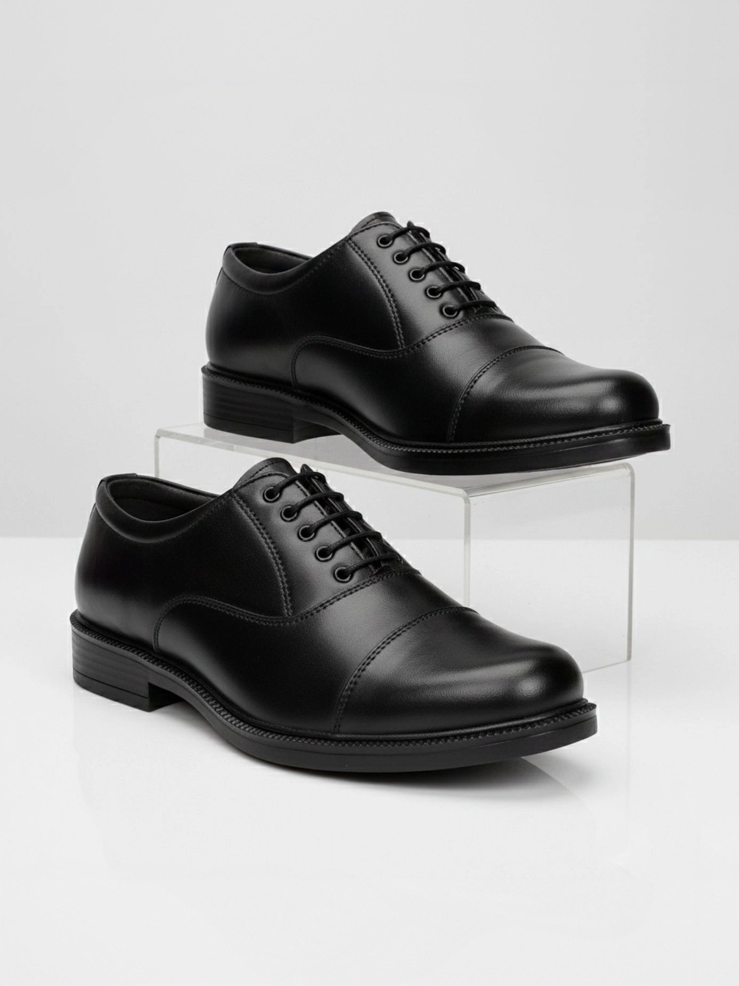 Vitoria Men Round Toe Lace-Ups Formal Oxfords Shoes With Shiner