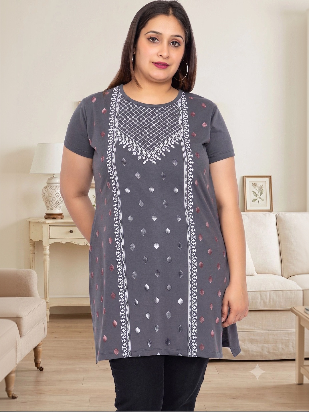 Startouch Women Floral Printed Pockets T-shirt