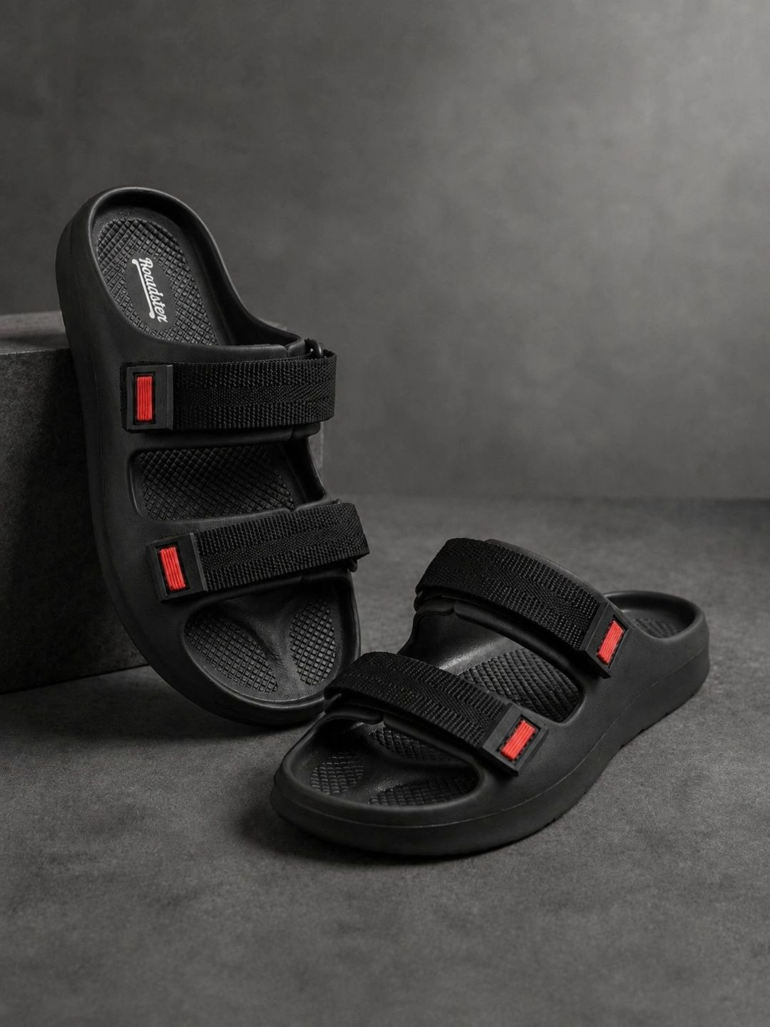 Roadster Men Sliders