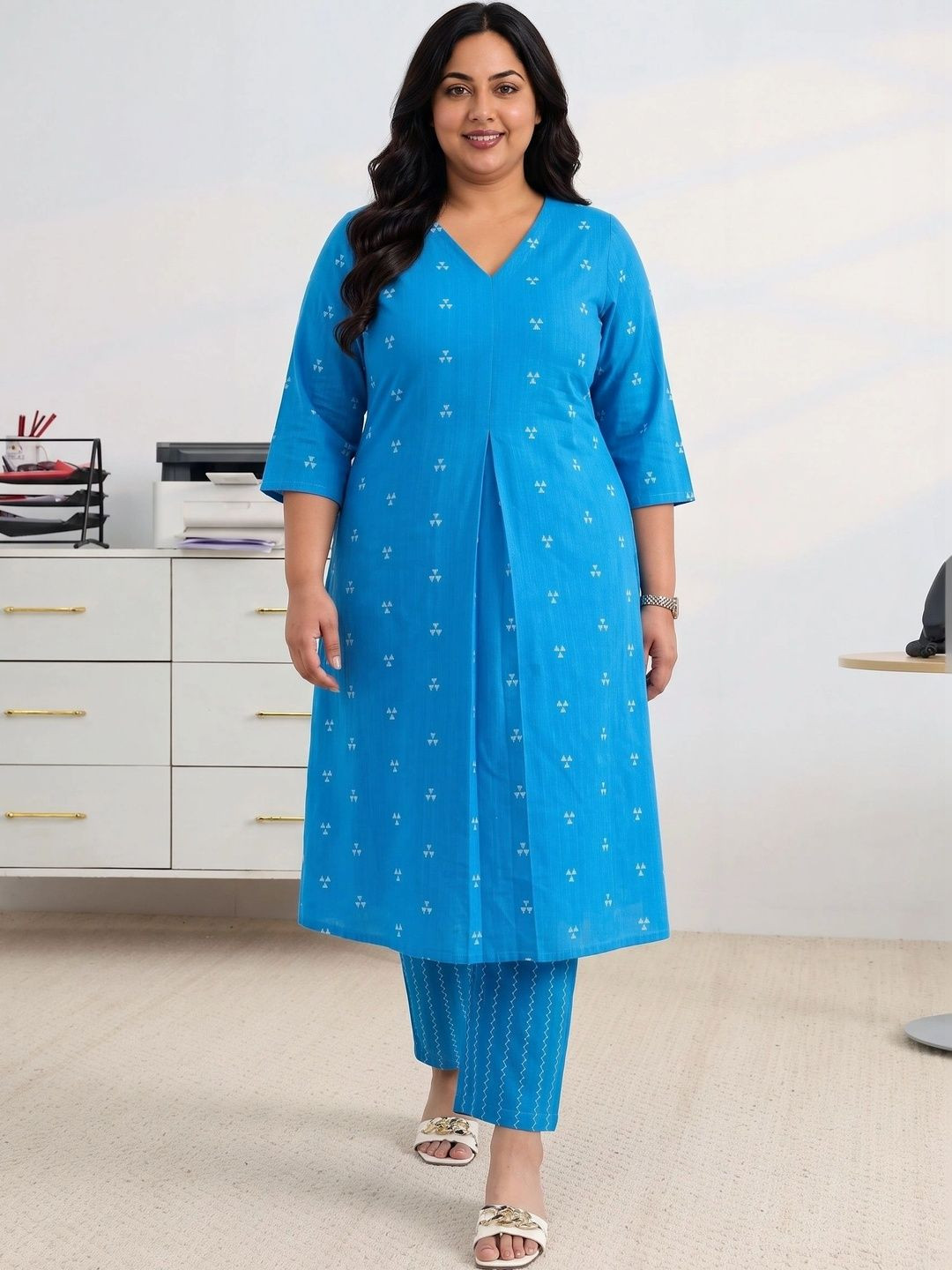 EXTRA LOVE BY LIBAS Women Printed Regular Kurta with Trousers