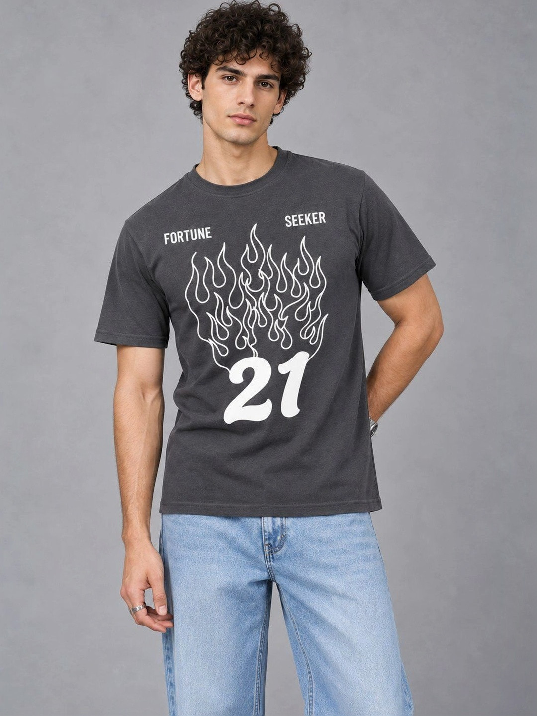 Roadster Men Charcoal Graphic Printed Round Neck T-Shirt