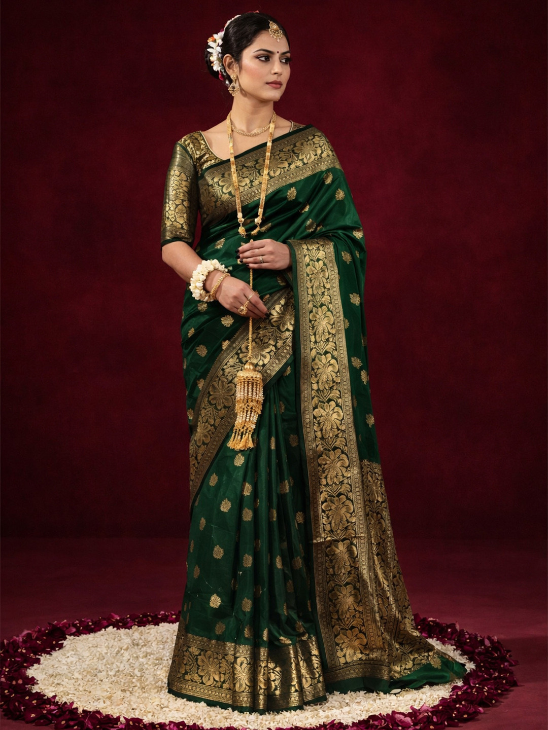 SAIYAMORI Paisley Zari Silk Blend Kanjeevaram Saree