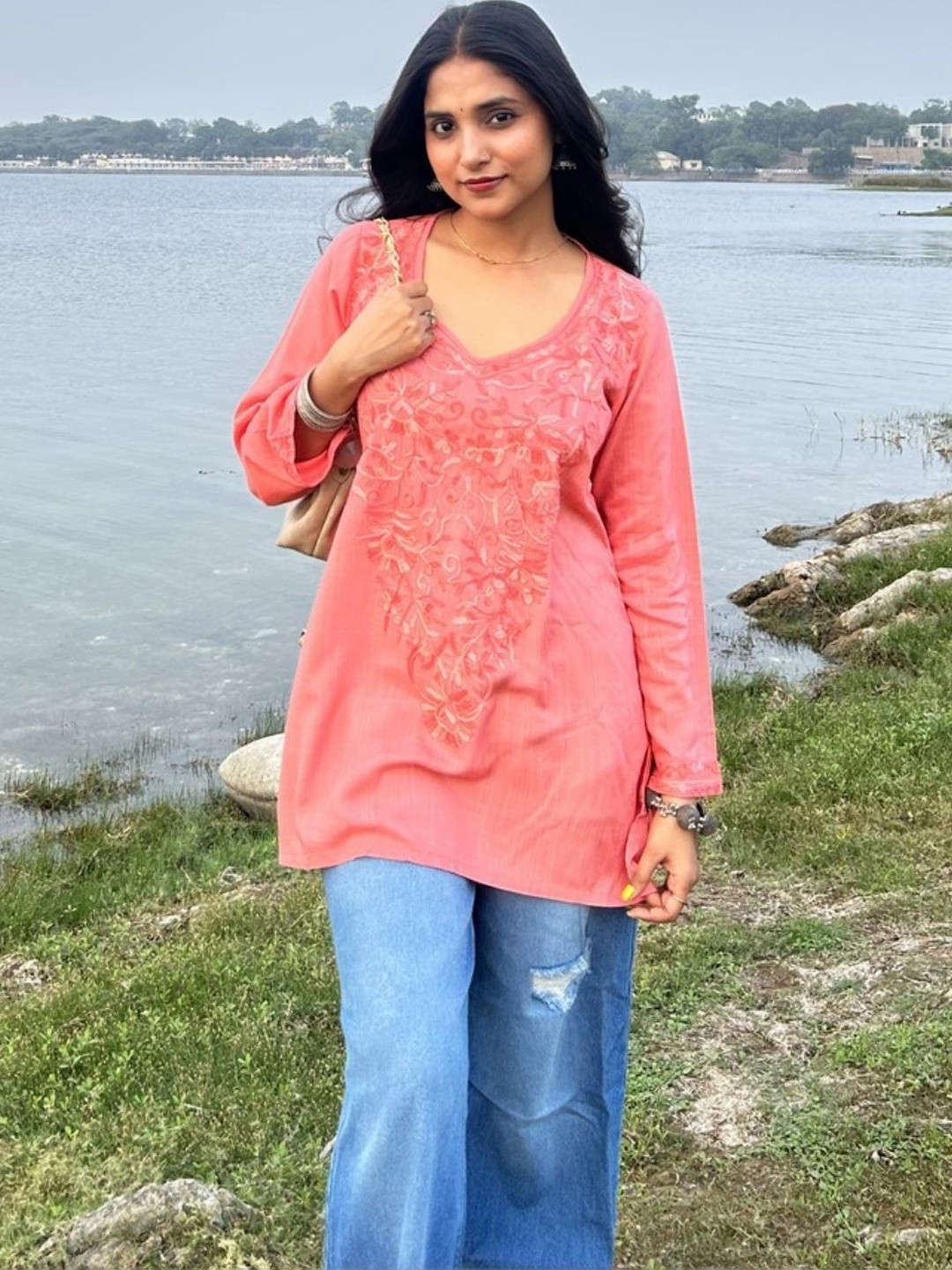 Kashmir Box Kashmiri Aari Embroidered Pink Floral V-Neck Rayon Short Kurti