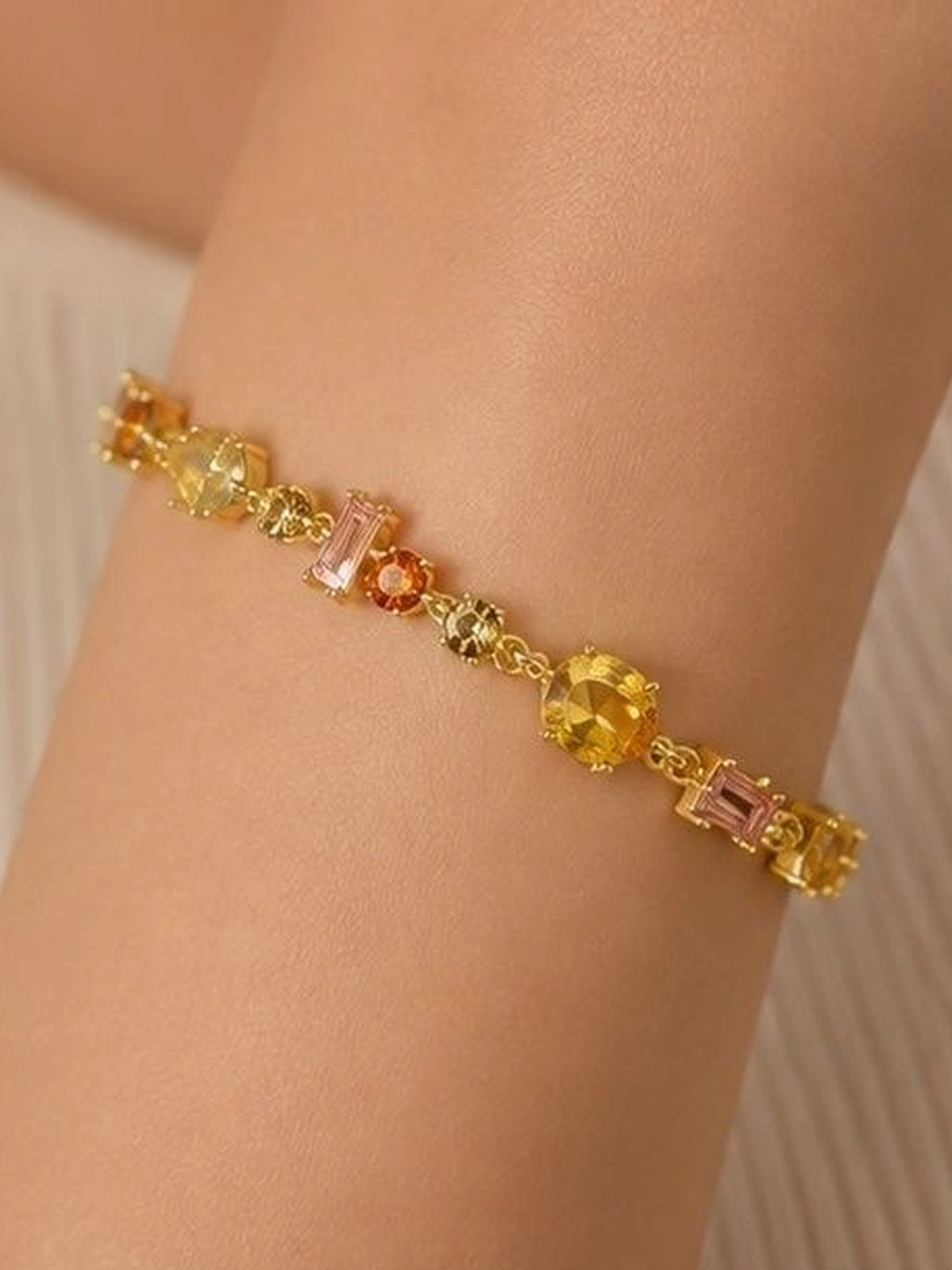 DressBerry Women American Diamond Bracelet