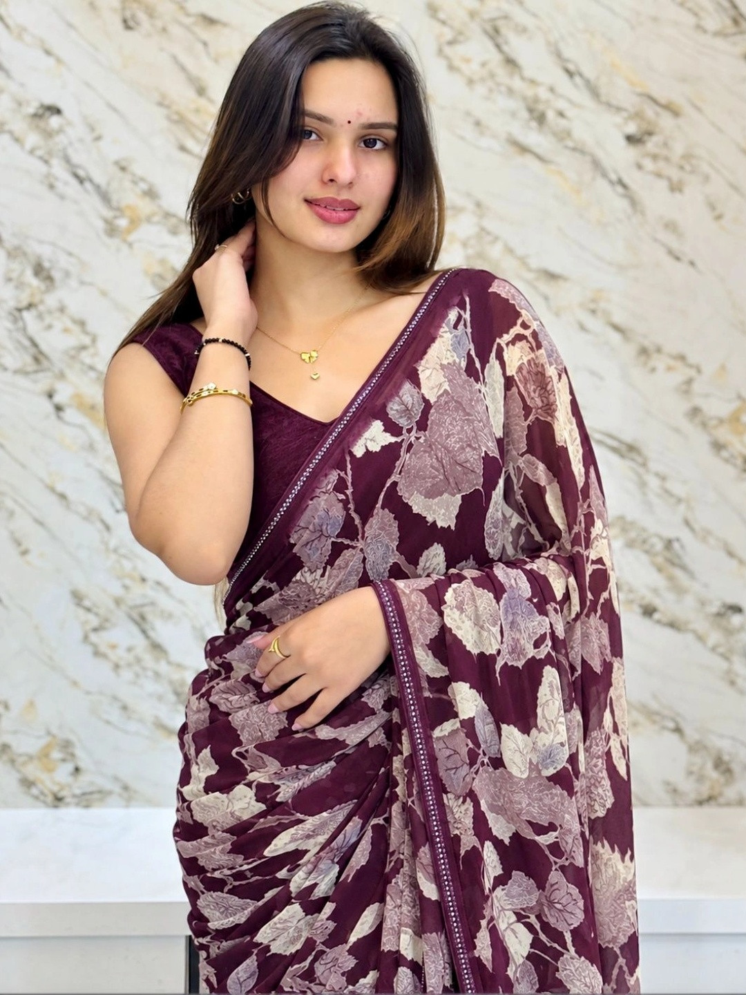 TELIRAJ FASHIONS Floral Sequinned Pure Georgette Saree