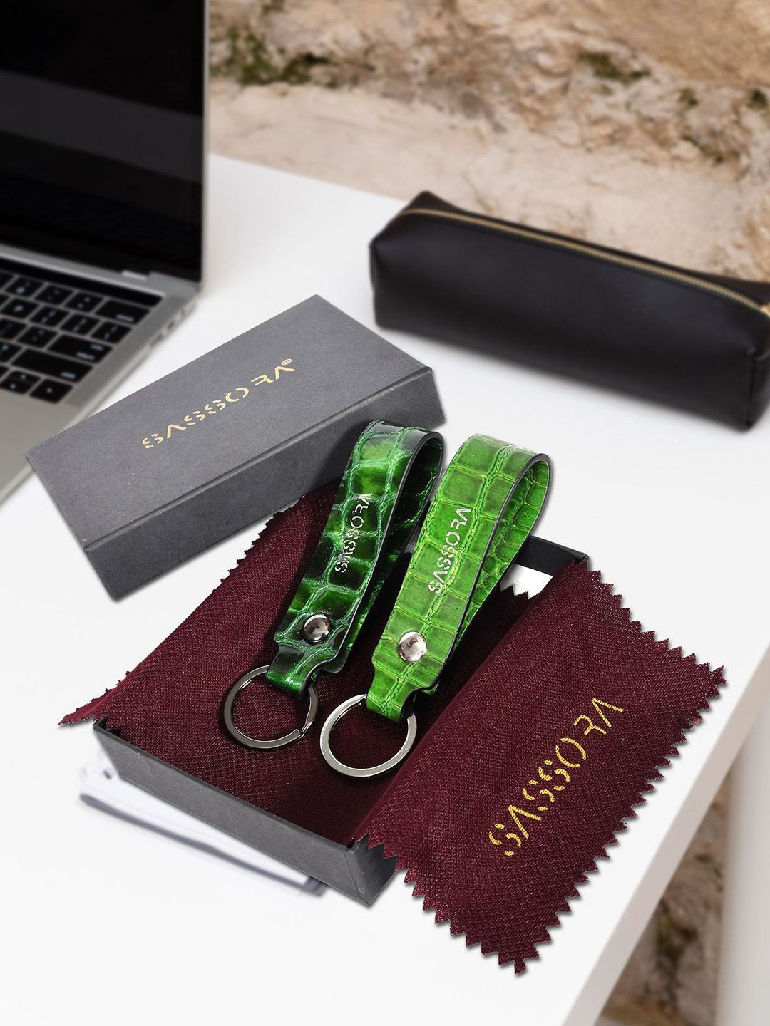 Sassora Pack Of 2 Textured Key Chains